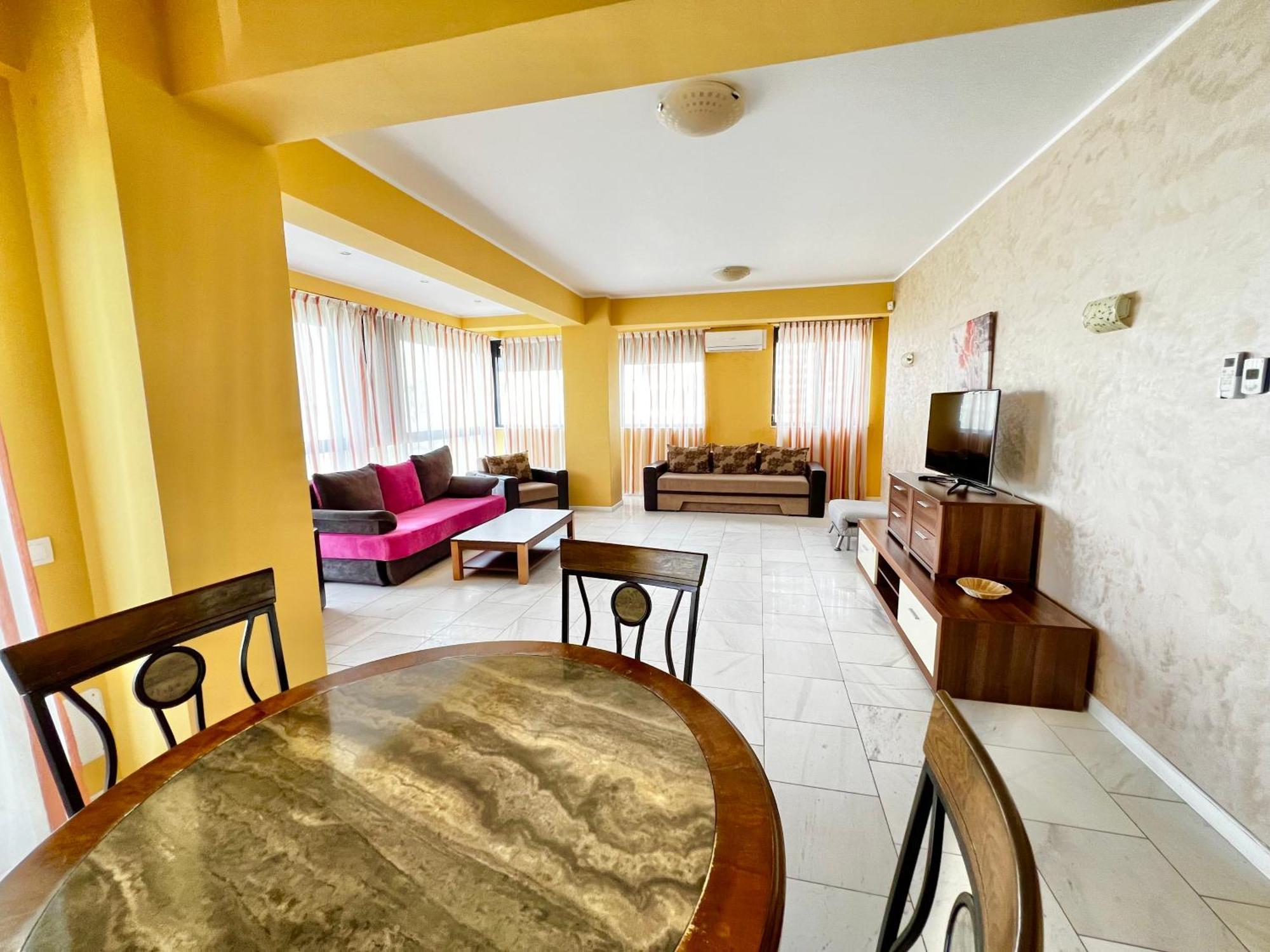 Sophia Lake View Suite Mamaia Exterior photo